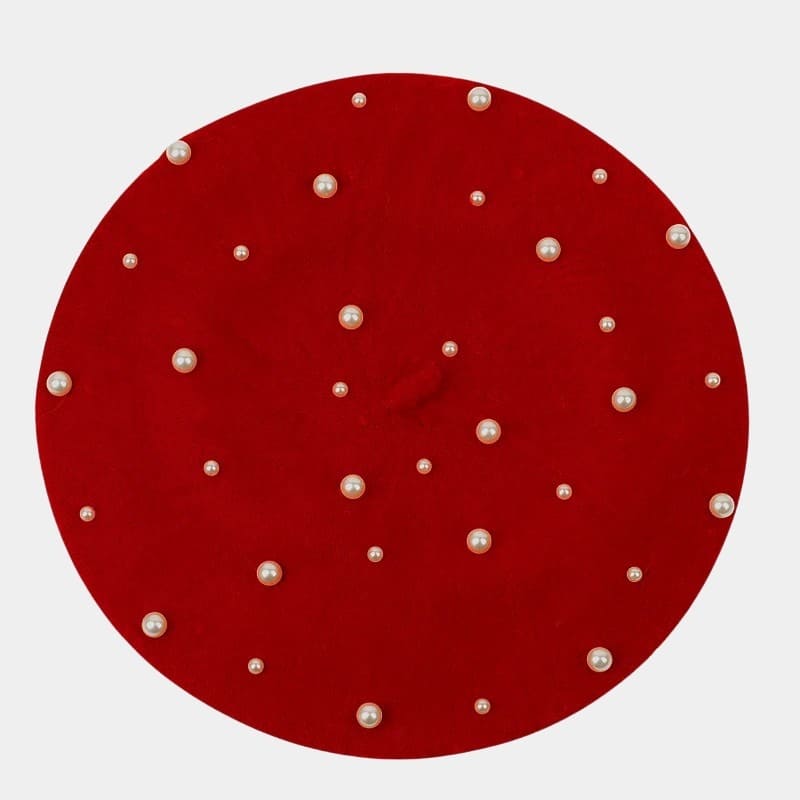 Béret avec perles en laine rouge