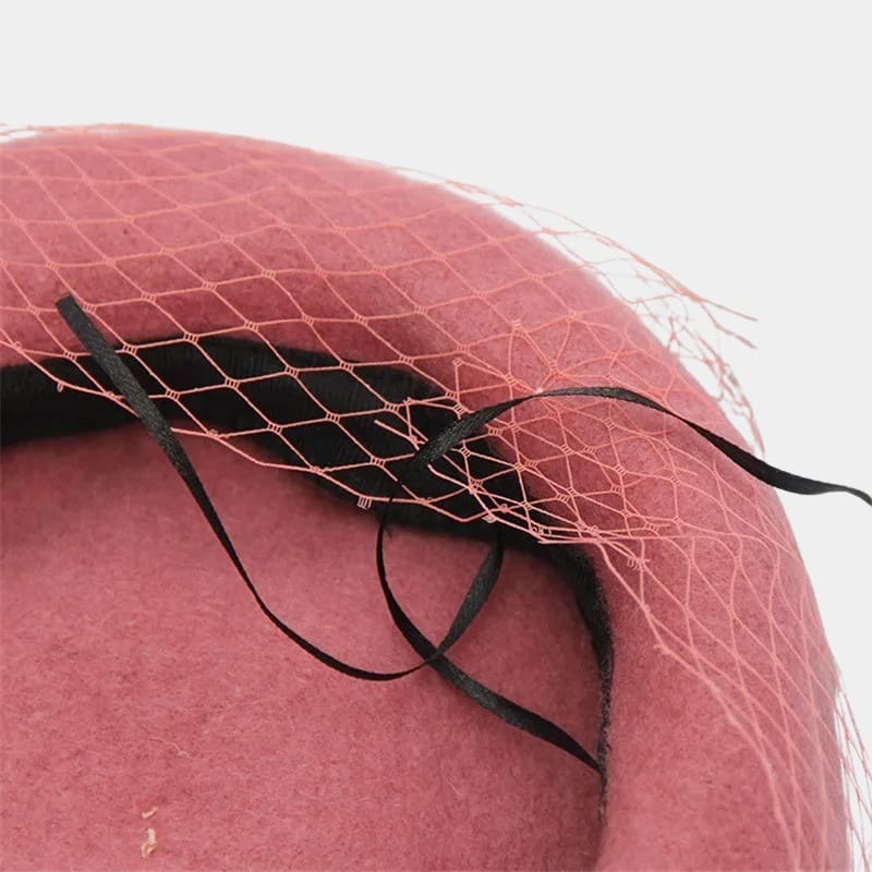 Béret voilette rose en laine